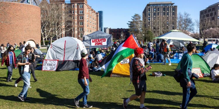 Harvard Runs To Wall Street For $750,000,000 Cash Infusion