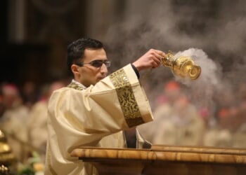 Holy Saturday Easter Vigil at St. Peter’s Basilica – Catholic World Report