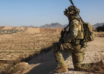 Military authorized to search, detain illegal immigrants along part of border