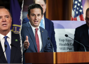 Schumer, Schiff, Jewish Democrats blast President Donald Trump over Harvard funding freeze