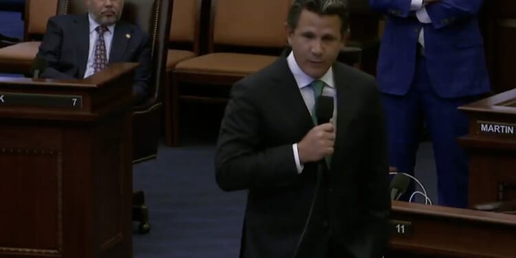 Florida Senate Democrat Leader DITCHES Party, Goes Independent — Says Voters Are Fed Up with 'Political Hacks' (VIDEO) | The Gateway Pundit