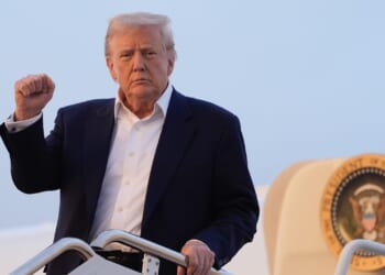 Trump blasts court ruling on tariffs, criticizes Federalist Society's Leonard Leo
