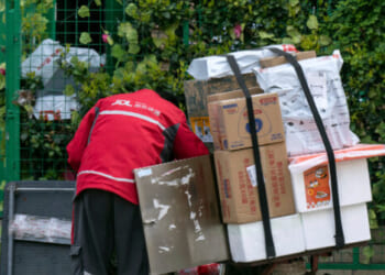 Chinese Slavery-Linked Temu Halts Shipments from China to U.S.