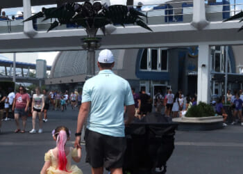 Father of Five Spends Nearly $1,400 in One Day at Disney World