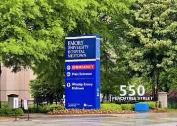 Hospital keeps brain-dead woman alive to save unborn baby, citing Georgia law – Catholic World Report