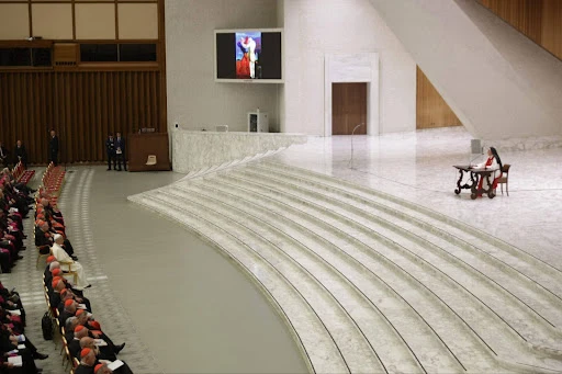 Sister Maria Gloria Riva gives a spiritual talk in the Vatican’s Paul VI Hall on the morning of June 9, 2025. Credit: Daniel Ibanez/CNA