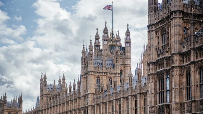 British Parliament building cna