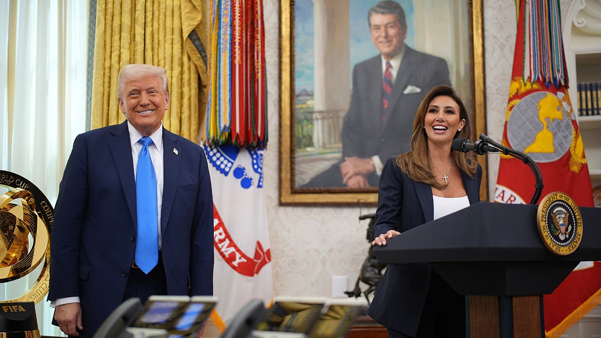 Trump with Habba in Oval Office