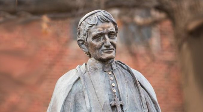 newmanstatue_rb