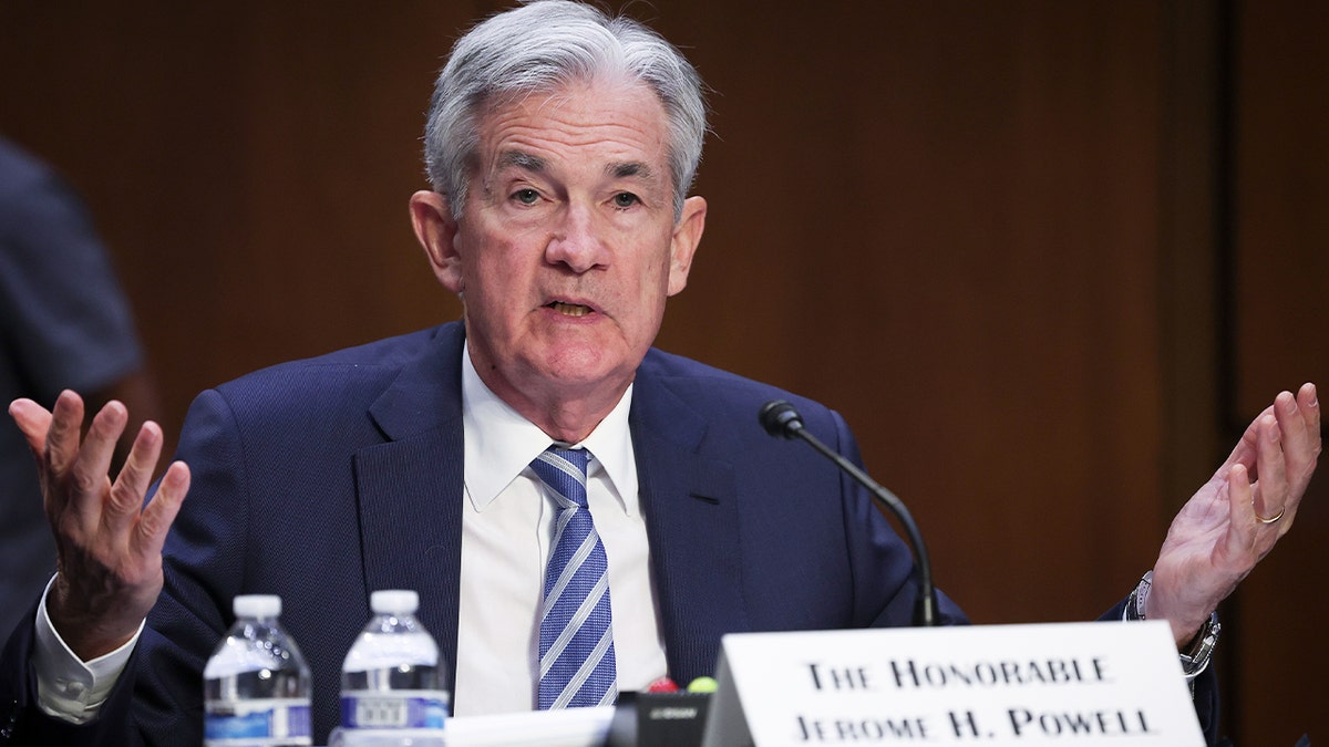 Jerome Powell closeup shot