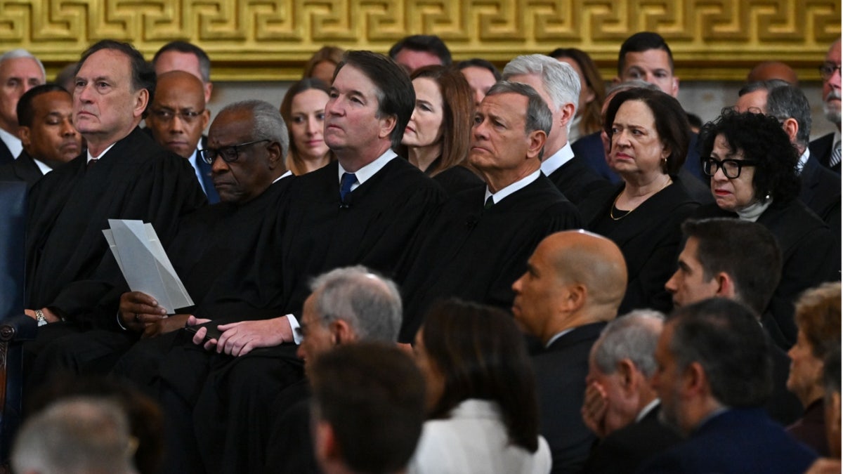 Supreme Court justices at Trump's inauguration