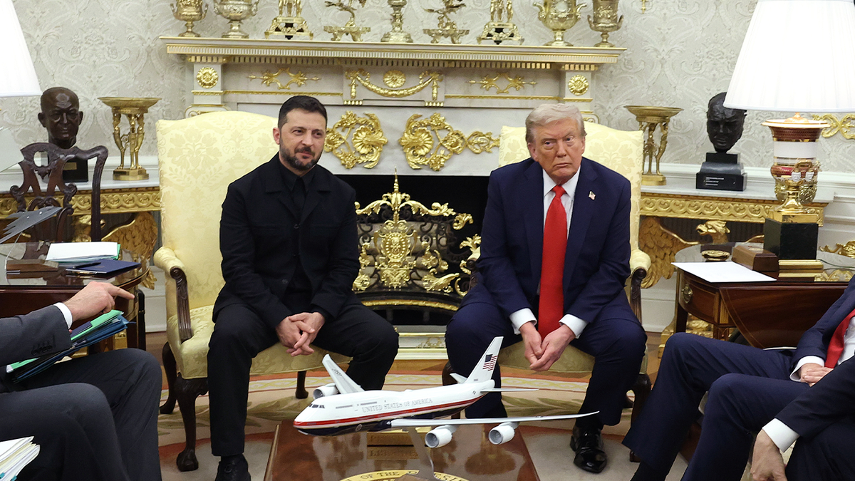 Presidents Zelenskyy and Trump 