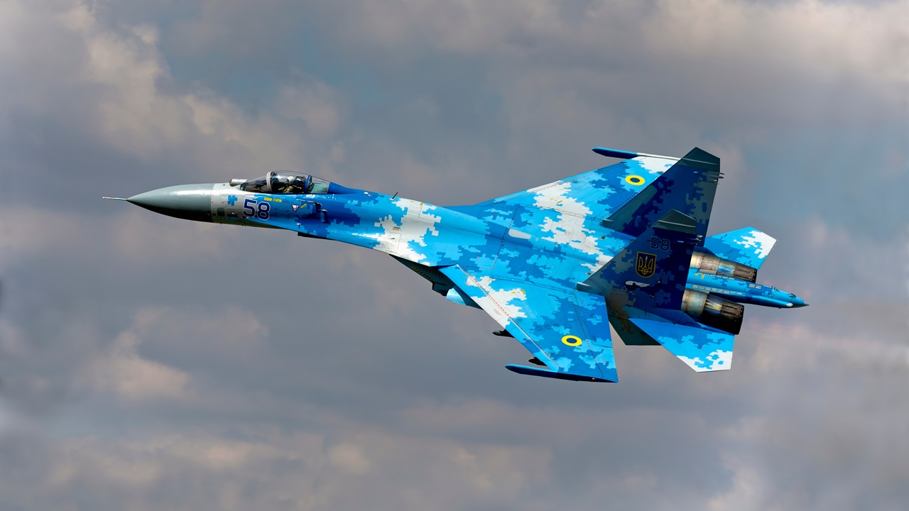 A Ukrainian Air Force Su-27 in flight.