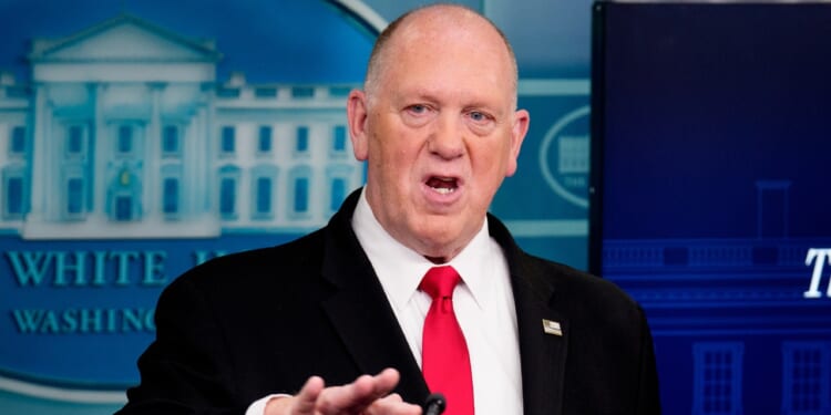 Border czar Tom Homan erupts at heckler calling him racist at TPUSA event
