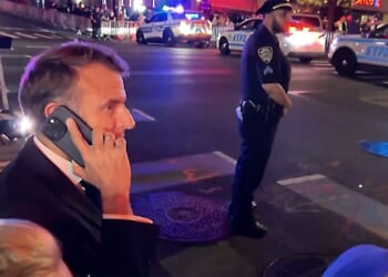 Macron stuck on New York street by Trump motorcade, calls him directly
