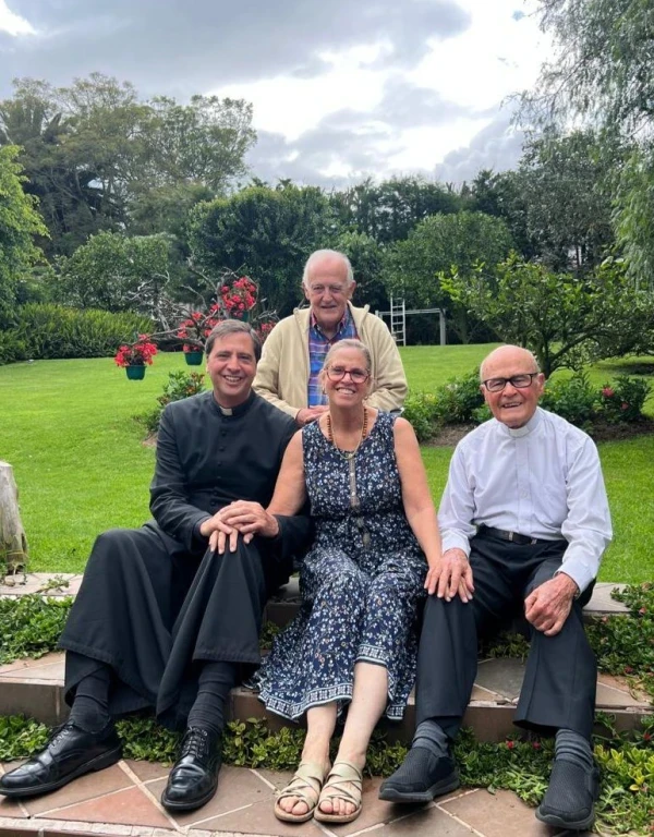 Father José Giner with friends. Credit: Father José Giner