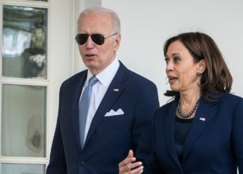 Harris threw down Biden talking points after disastrous debate