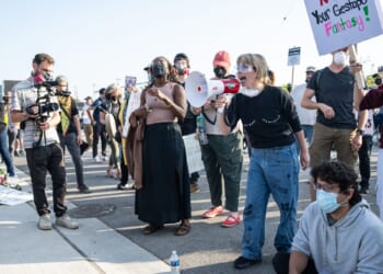Illinois Congressional Candidate Attends Rally Where Protesters Chant 'Shoot ICE'