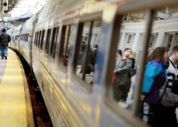 Thug allegedly tries to rob man at Penn Station and ends up shot by his off-duty police wife twice