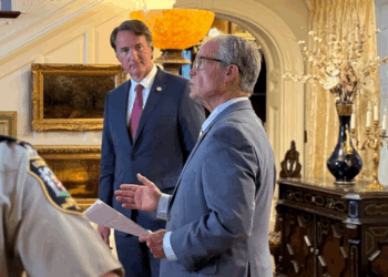 Man allegedly threatens to shoot delegate at rally after defense of Earle-Sears