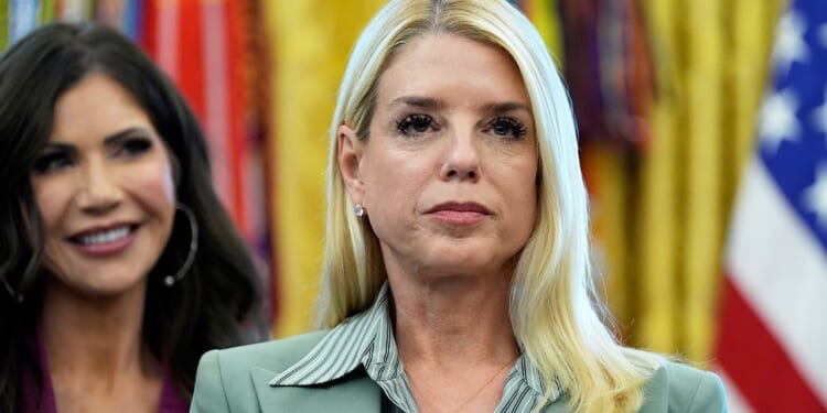 Trump DOJ sues Minnesota, Minneapolis, St. Paul over sanctuary policies