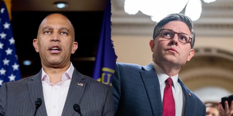 New Mike Johnson memo to House GOP debunks Dem 'delusion' over shutdown