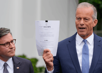 Thune slams Democrats for blocking short-term government funding extension