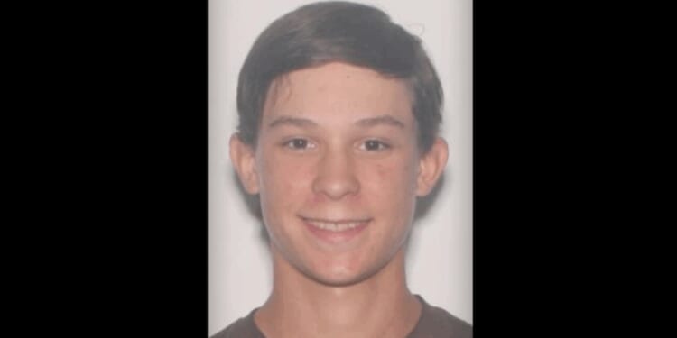 Missing Florida teen texted family that he got shot, was pursued by 4 Hispanic men — but cops say nothing was what it seemed
