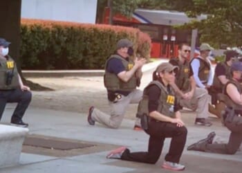 BREAKING: FBI Brass Fires More Than 15 Agents Photographed Kneeling During George Floyd Protests and Riots in DC | The Gateway Pundit