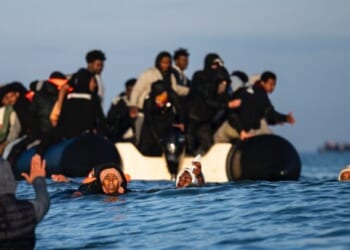 Body of Young Migrant Found on French Beach as Crossings to UK Rise