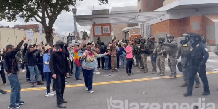 VIDEO: Federal agents clash with mob of Antifa-fueled, anti-ICE protesters in Portland
