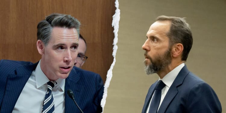 Sen. Hawley calls FBI surveillance of GOP senators 'worse than Watergate'