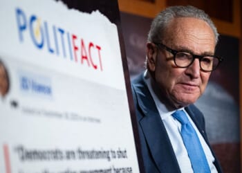 Key lawmaker threatens to flip vote as White House pressures party to end shutdown