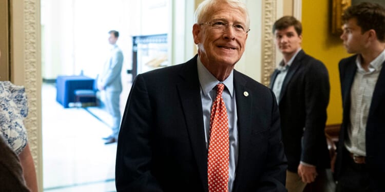Senate advances 2026 NDAA defense bill amid ongoing government shutdown