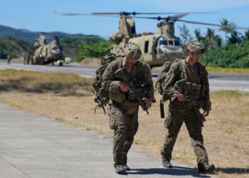 GOP veterans urge Senate Democrats to end shutdown for troops
