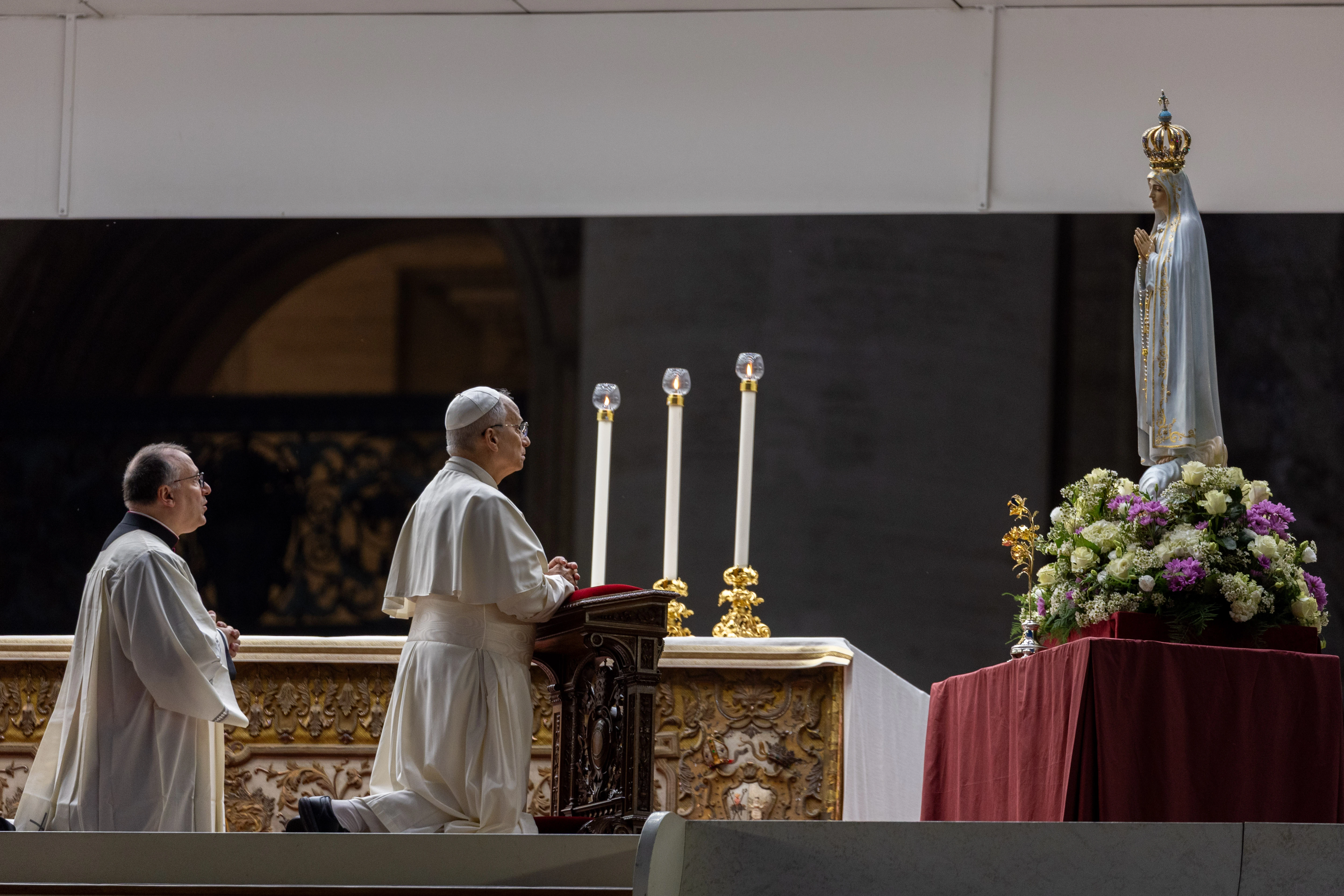 Pope Leo XIV prays before the original Our Lady of Fatima statue at a Marian vigil in St. Peter's Square, Rome, Saturday, Oct. 11, 2025. Credit: Daniel Ibáñez/CNA