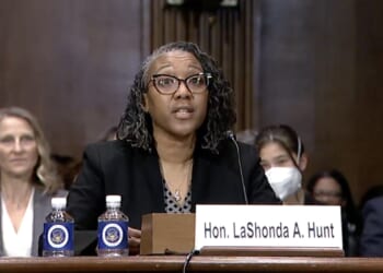 Illinois Activist Judge Orders ICE to Tear Down Security Fence Protecting Federal Facility (VIDEO) | The Gateway Pundit