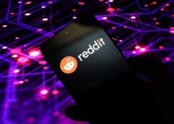 Chinese SIM farms are radicalizing Americans and destabilizing society, intel experts say