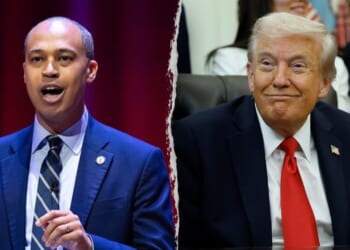 Democratic candidate targets Trump more than GOP rival in VA debate