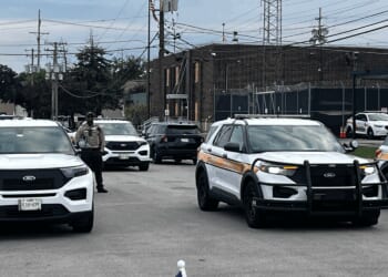 ICE agents fear for their safety after security fence removed at Chicago-area facility amid sometimes violent protests