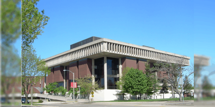 More Leftist Violence: TPUSA Table Flipped Over, Flags Torn Down Allegedly by Illinois State University Teacher Assistant | The Gateway Pundit