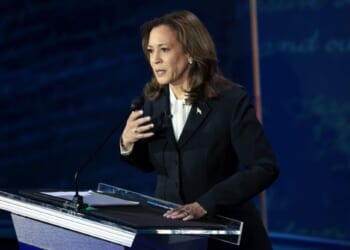 Dem Megadonors Snub Kamala-Headlined DNC Fundraiser, With One Sending 'Profanity-Laced Rejection'