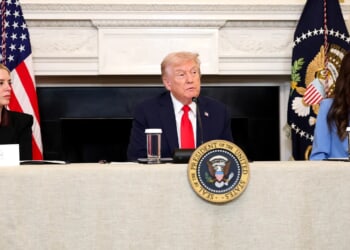 Trump hosts White House roundtable on homeland security task forces