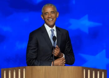 Obama campaigns for Democrats in New Jersey, Virginia governor races
