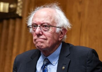 Vermont senator praises Trump on border, criticizes Biden