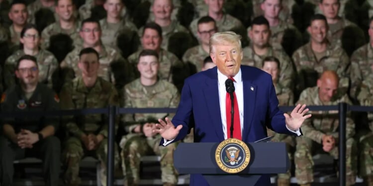 Timothy Mellon identified donor to pay US troops during shutdown: report