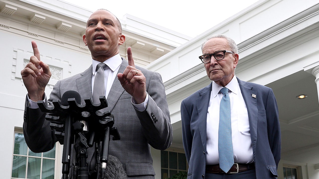 Dems eye Obamacare deadline as government shutdown inflection point