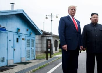 Trump Says He Would 'Love to Meet' Kim Jong-un While in Asia