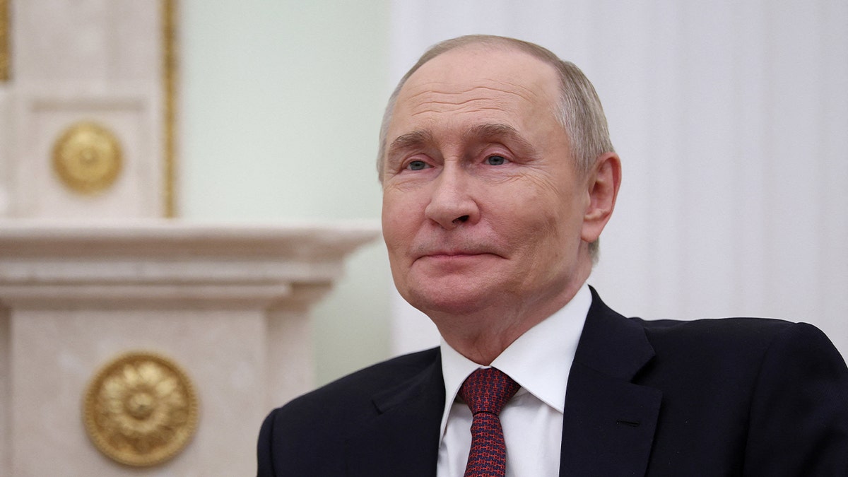 Russia's President Vladimir Putin attends a meeting with Armenia's Prime Minister Nikol Pashinyan at the Kremlin in Moscow, Russia, Sept. 26, 2025.