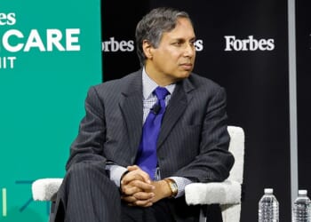 Avik Roy criticizes both sides in government shutdown over health subsidies